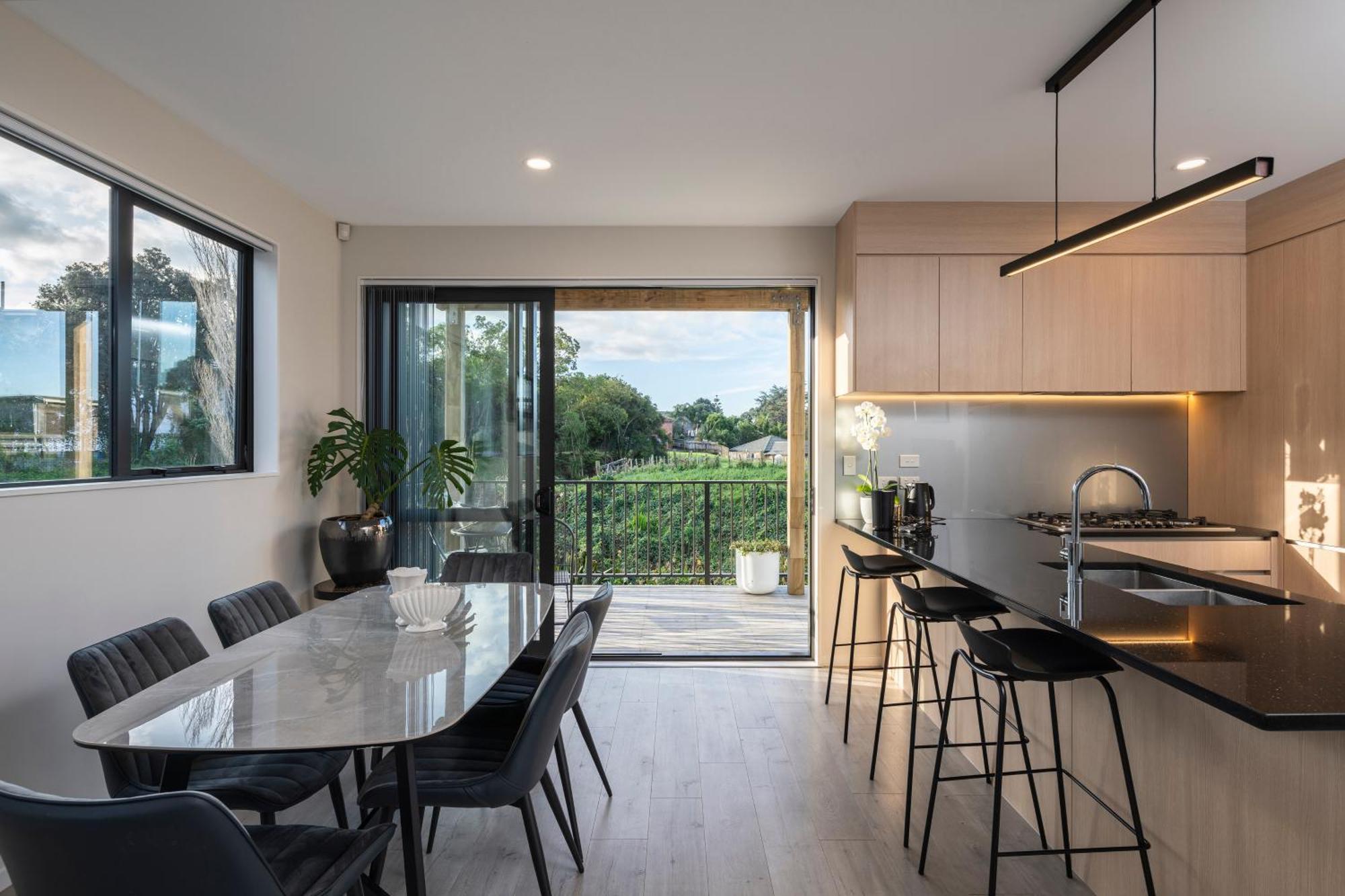 Modern Immaculate Residence In Mount Wellington Auckland Eksteriør bilde